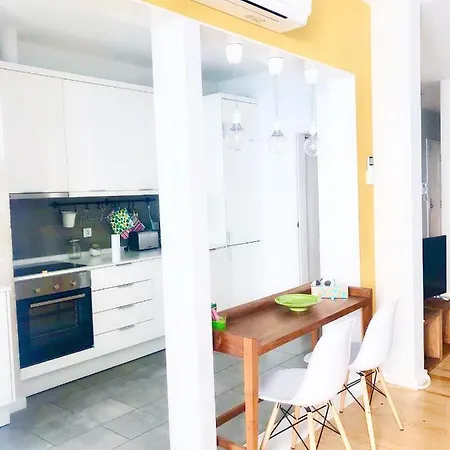 Anjos 62 - Spacious Apartment With Garden Apartamento Lisboa